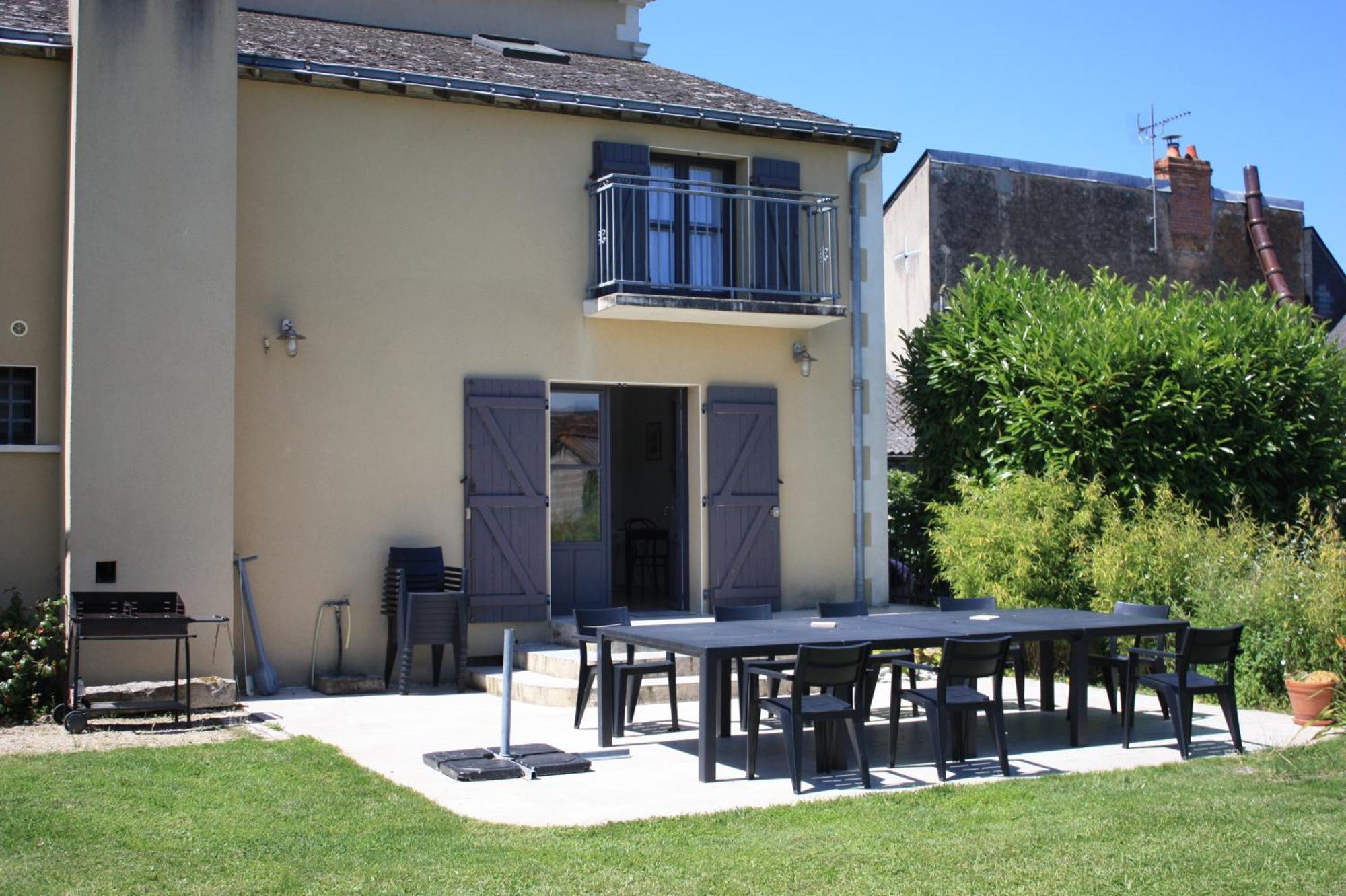 Villa Le Printemps, Maison 15 Pers Avec Piscine Chevire-le-Rouge Bagian luar foto